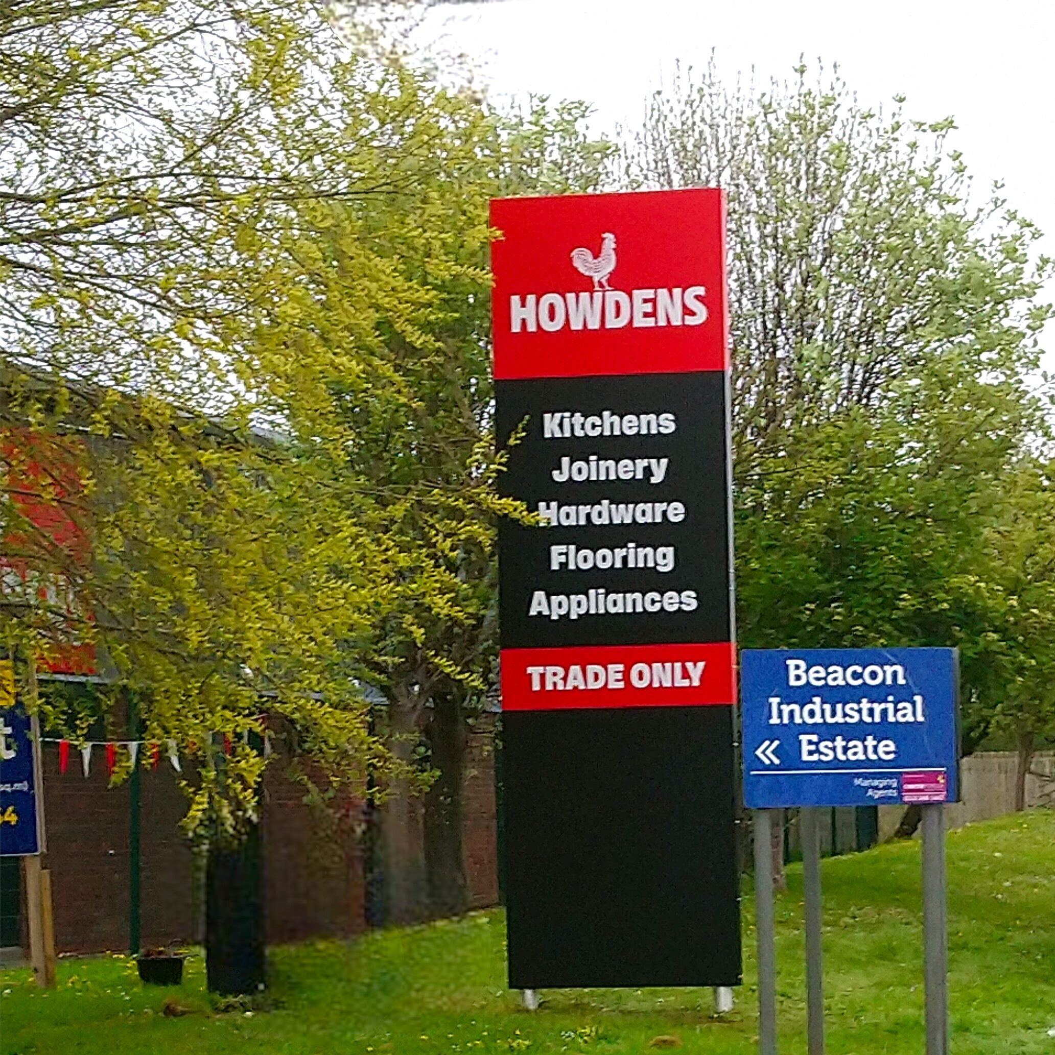 Image of the Howdens sign designed, developed and printed by PPL Group